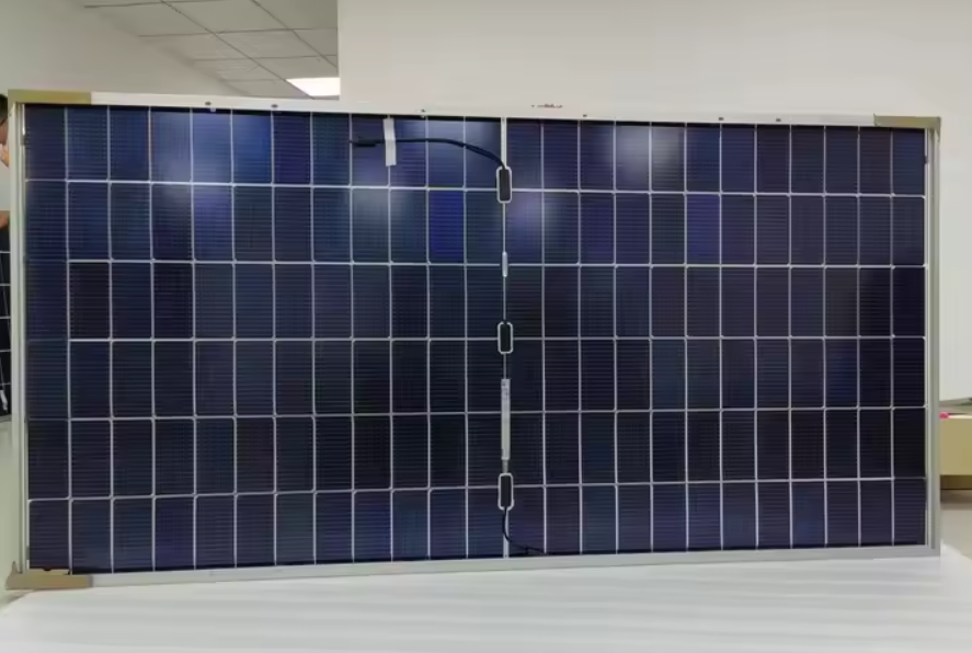 Jinko 590 Watts Bifacial Panel